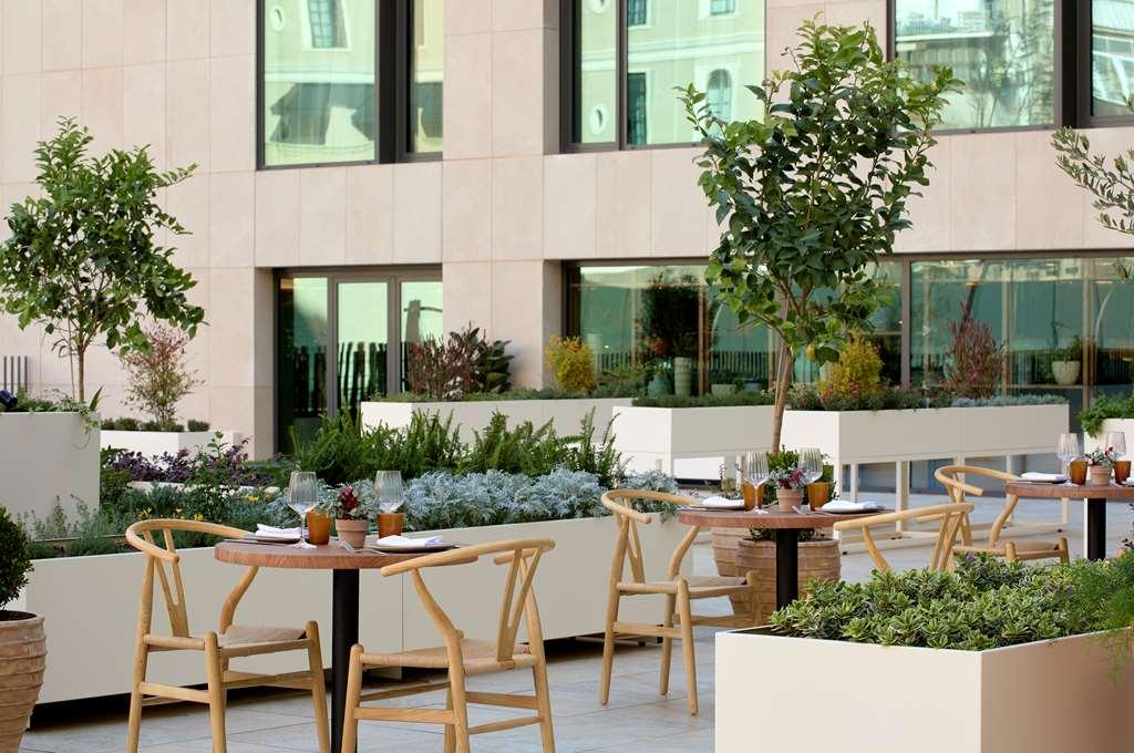 Me Barcelona Hotel Ресторант снимка